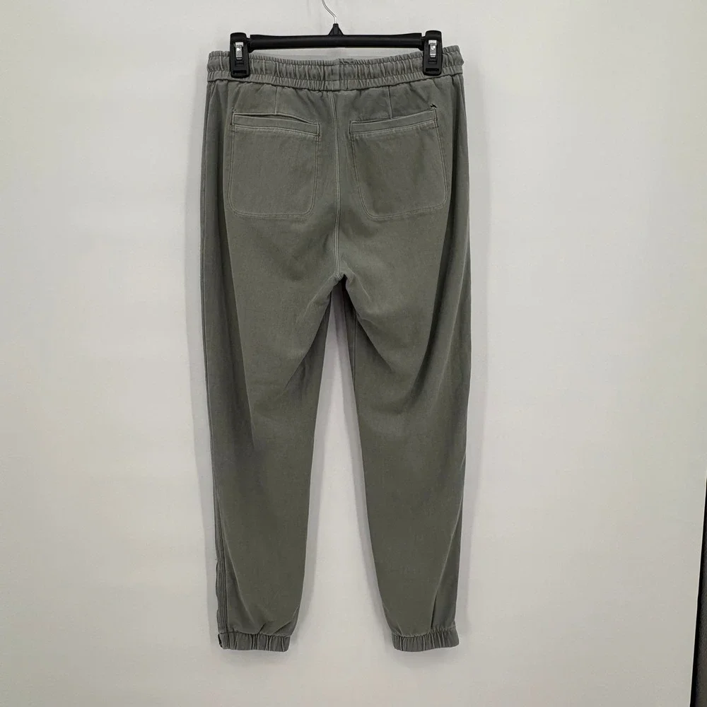 Athleta joggers versatile